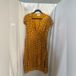 NWT Old Navy midi fake wrap floral dress size L